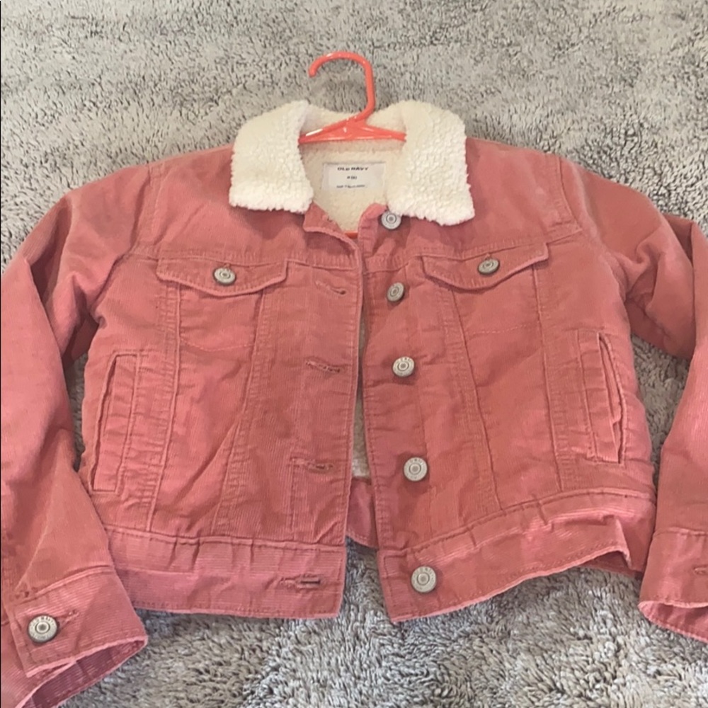 Cropped pink jacket